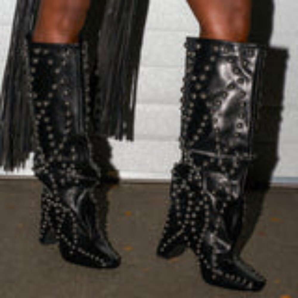 AKIRA AZALEA WANG WELLS BLACK EMBELLISHED BOOT Size 99